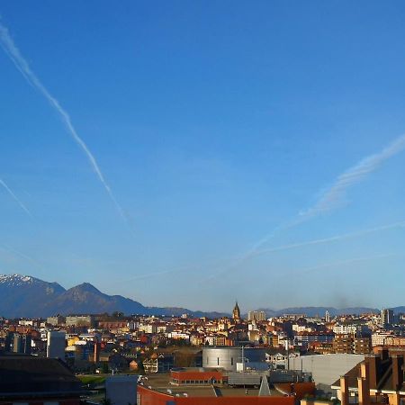 Apartamentos Chevere Granate Oviedo Dış mekan fotoğraf