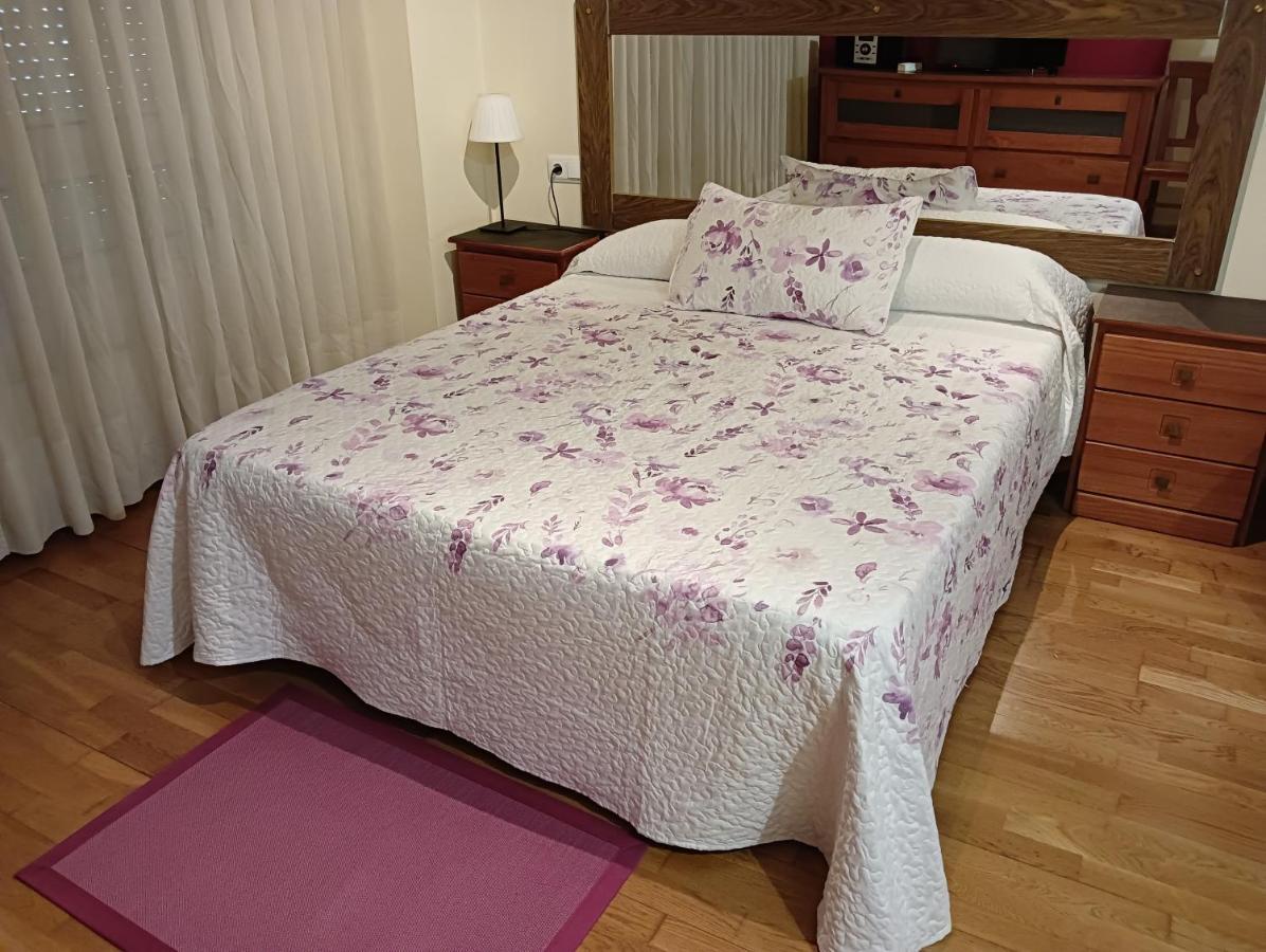 Apartamentos Chevere Granate Oviedo Dış mekan fotoğraf